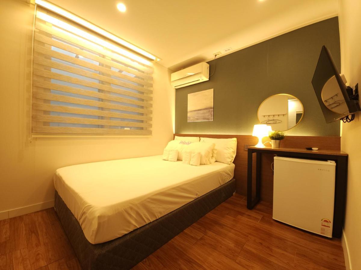 Oyo Hostel Myeongdong 5 Сеул Экстерьер фото