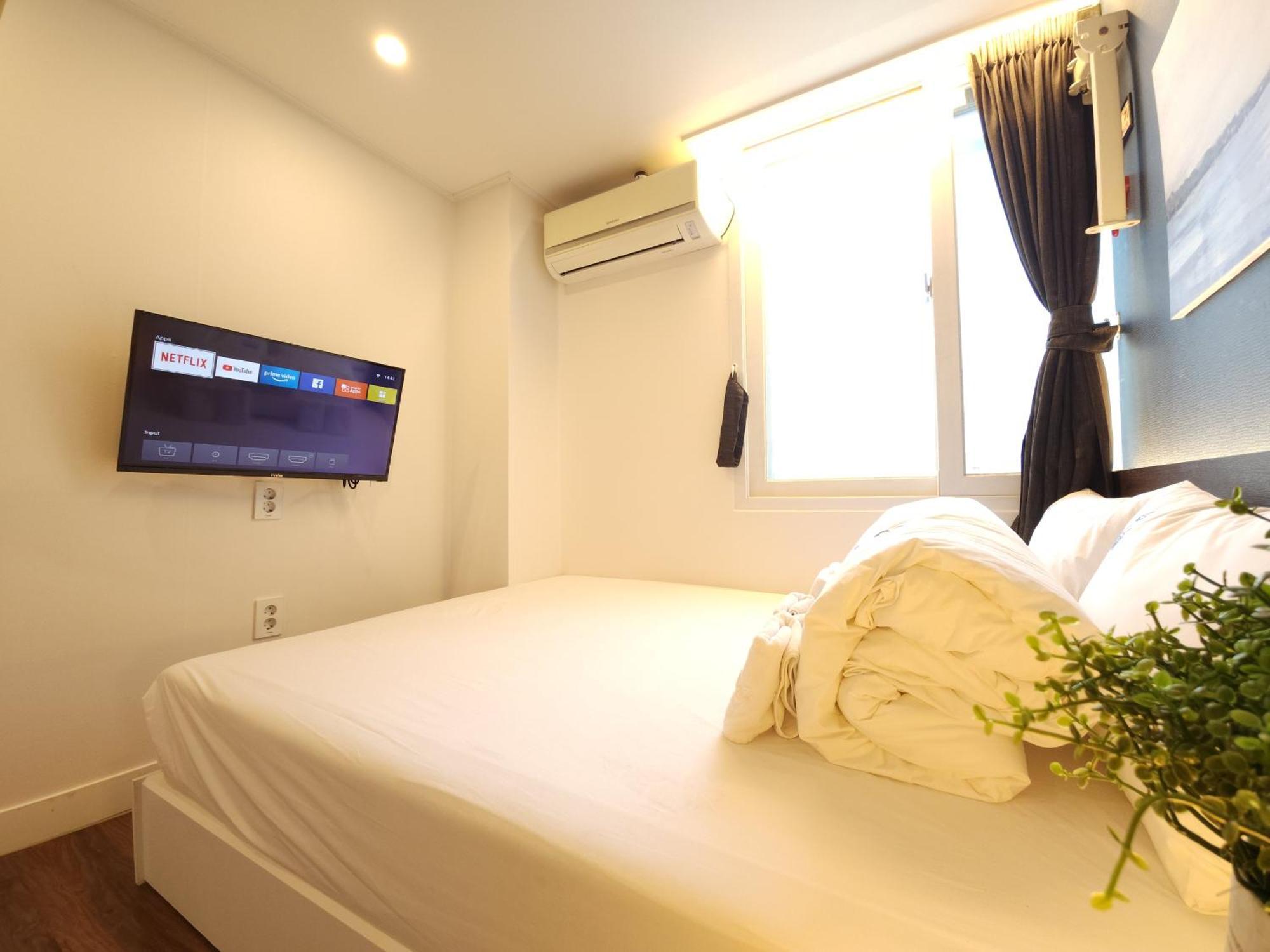 Oyo Hostel Myeongdong 5 Сеул Экстерьер фото